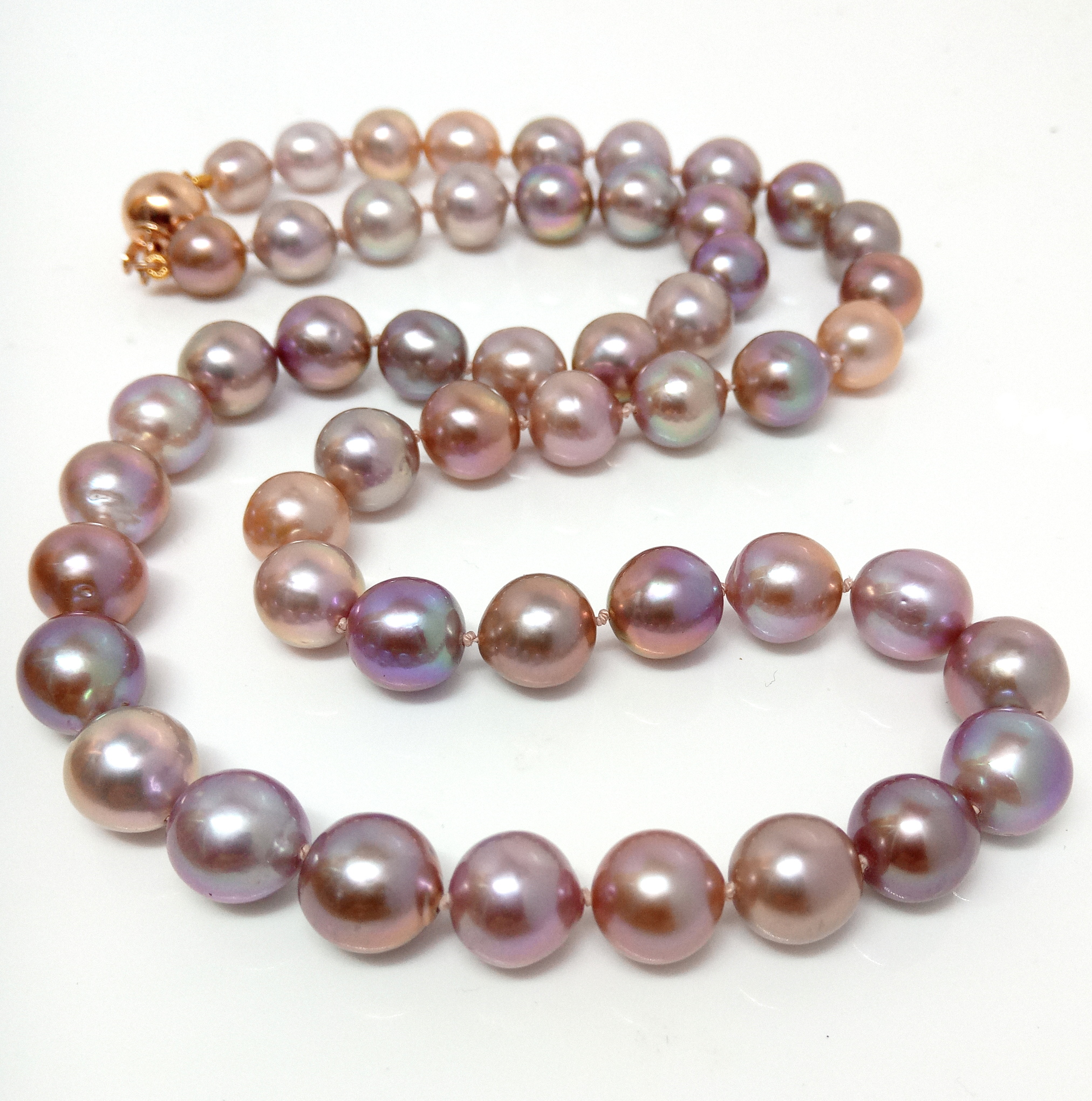 Pink to Lavender 8.7-9.5mm Round Pearls Necklace